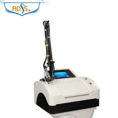 Máy Laser CO2 Fractional cầm tay 40W 10600nm để trẻ hóa da